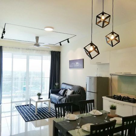 Ara Damansara Oasis Residence, Specious Home 4-8Pax, 8Min Subang Airport, 10Min Sunway Петалинг-Джая Экстерьер фото