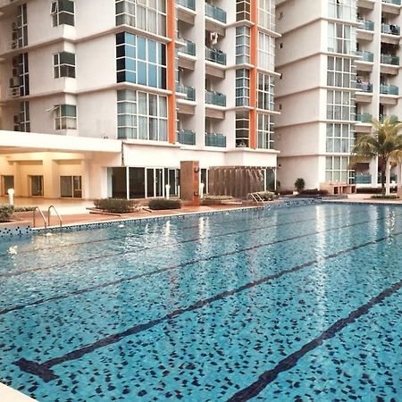 Ara Damansara Oasis Residence, Specious Home 4-8Pax, 8Min Subang Airport, 10Min Sunway Петалинг-Джая Экстерьер фото