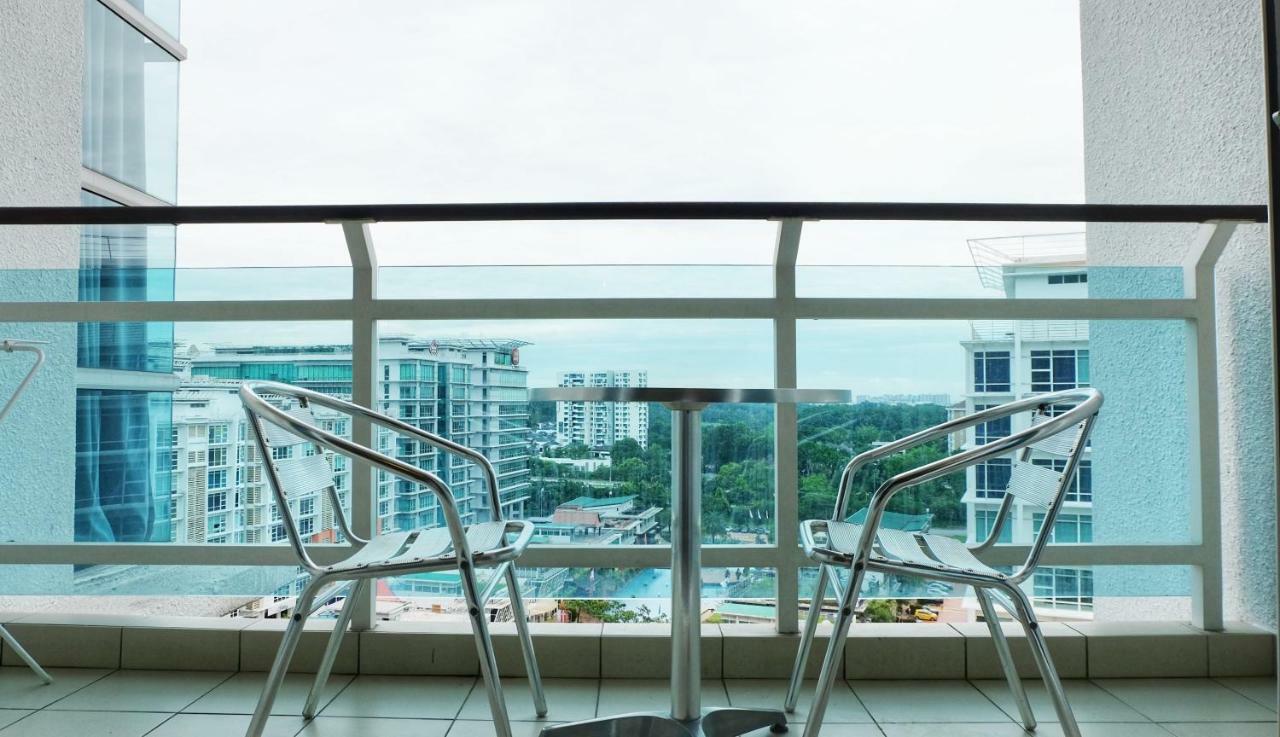 Ara Damansara Oasis Residence, Specious Home 4-8Pax, 8Min Subang Airport, 10Min Sunway Петалинг-Джая Экстерьер фото