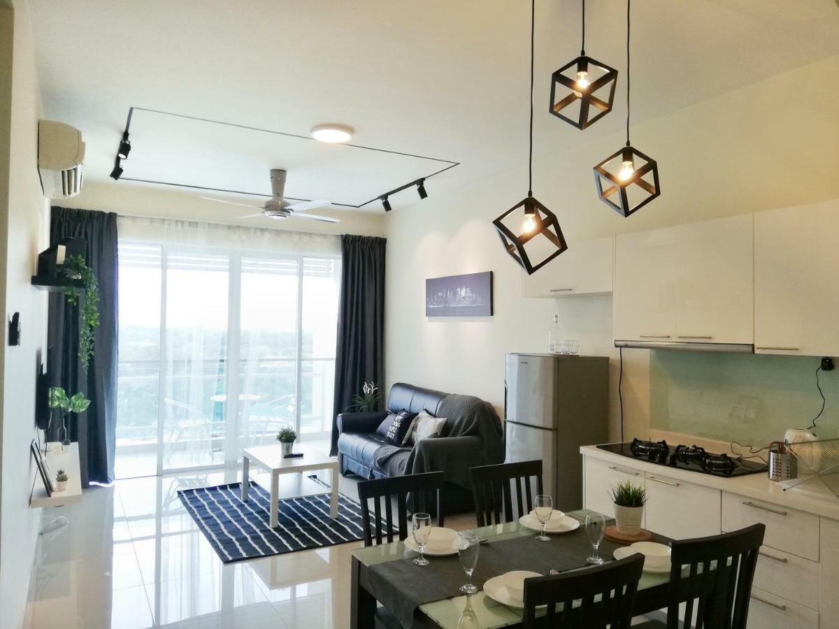 Ara Damansara Oasis Residence, Specious Home 4-8Pax, 8Min Subang Airport, 10Min Sunway Петалинг-Джая Экстерьер фото